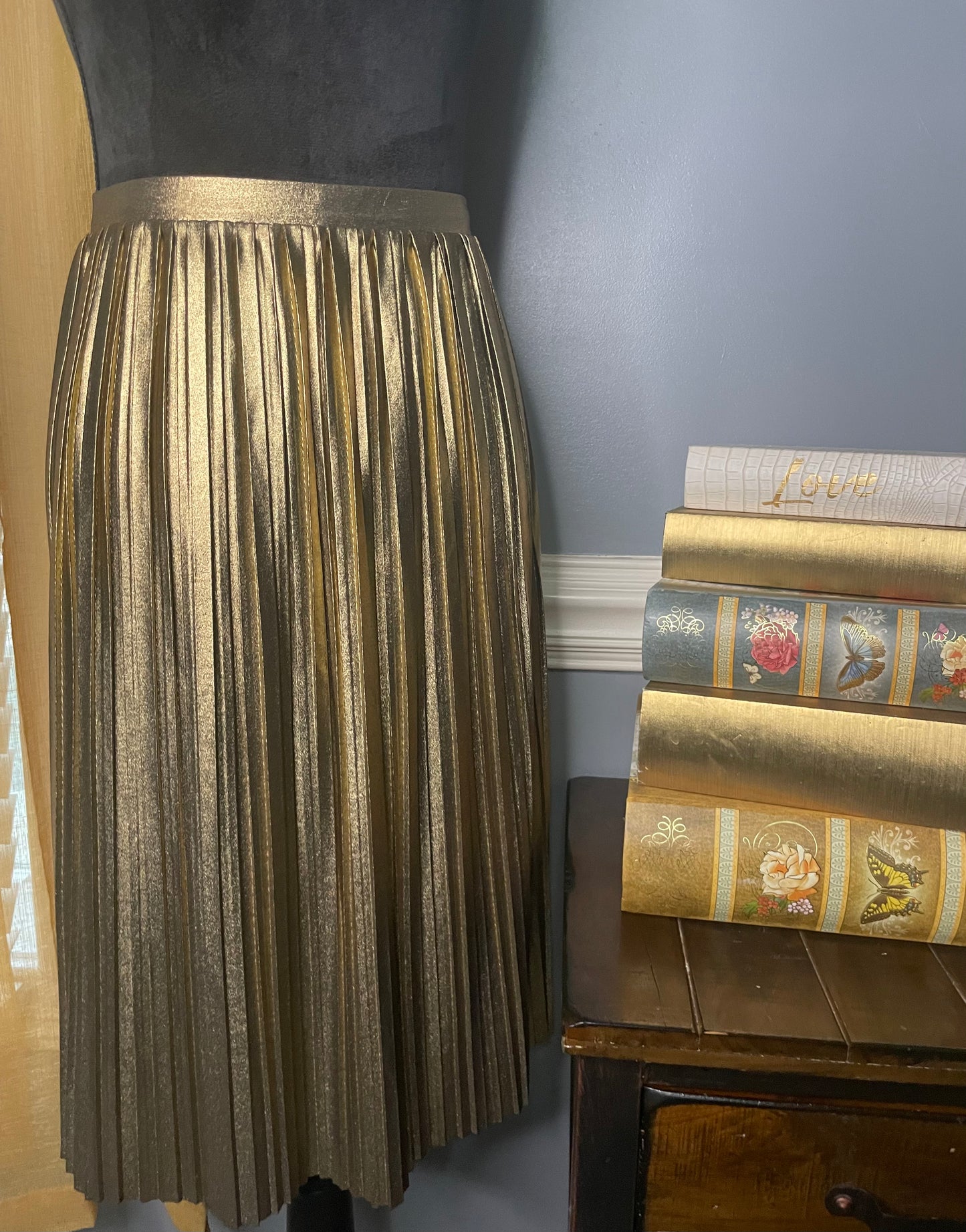 Gold Metallic Pleated Skirt