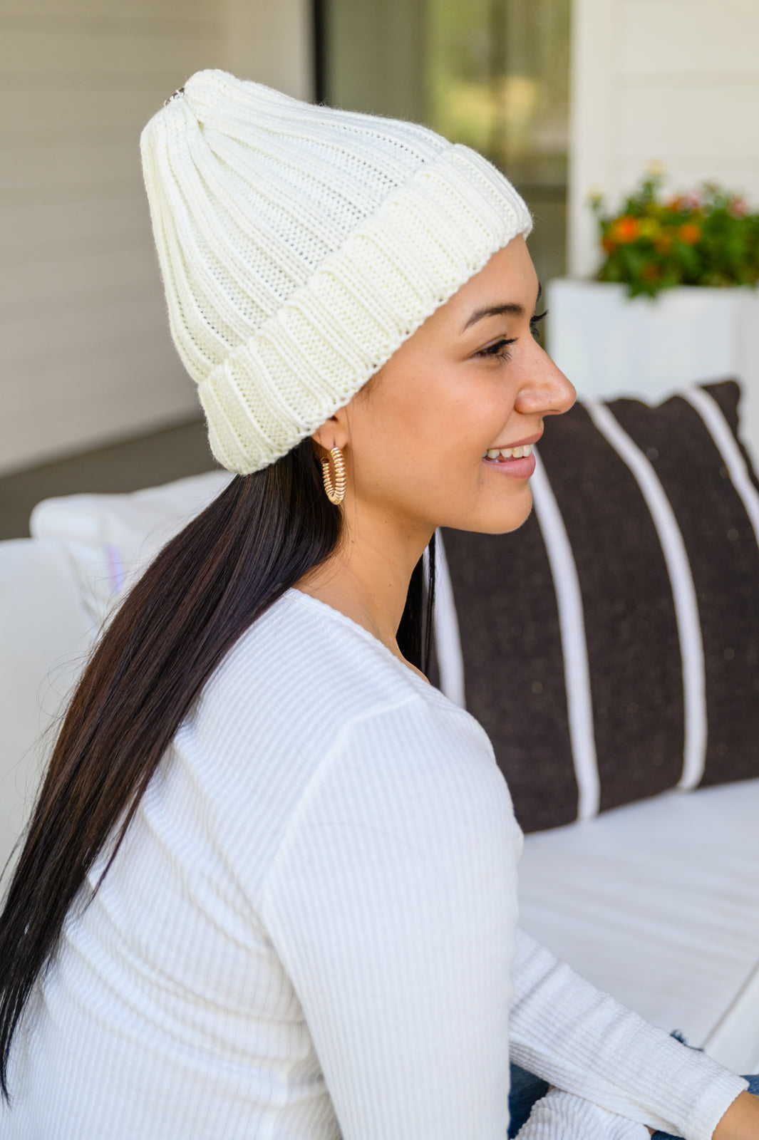 Rib Knit Beanie With Detachable Pom Pom In White